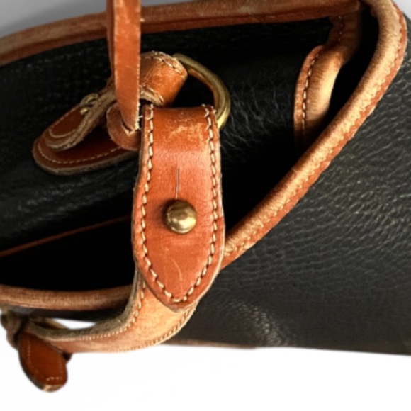 Dooney & Bourke Black Tan All Weather Pebbled Leather Crossbody Saddle Bag USA - Picture 14 of 16